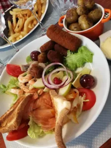 Le Saint Charles à La Madeleine