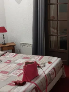 Hotel Restaurant Les Esparrus à Villecroze