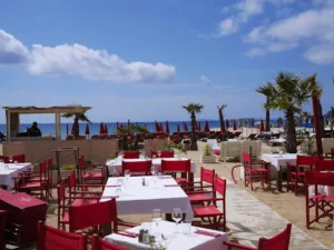 Le Nautic Beach – restaurant & plage privée à La Croix-Valmer