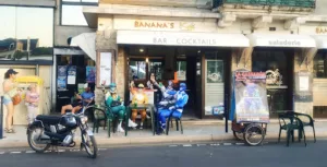 Banana’s Kafé à Terrasson-Lavilledieu