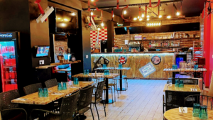 RED KITCHEN à Ivry-sur-Seine