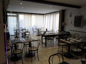 Restaurant de Memer 12200 à Vailhourles