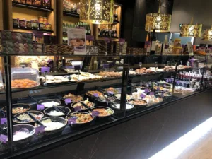 Noura à Le Chesnay-Rocquencourt