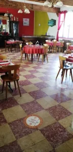 Auberge de la Vallée à Bourg-et-Comin