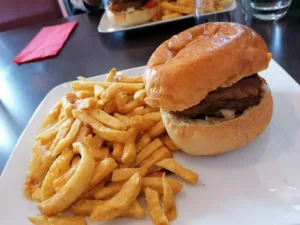 Lbaraque à frite le restaurant mont hery à Châlons-en-Champagne