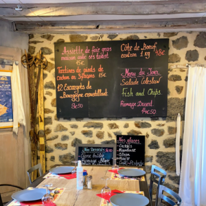 O 2 potes au feu à Polminhac