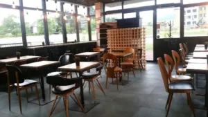 Chez les filles Bistro rapide & Coffee Shop à Challes-les-Eaux