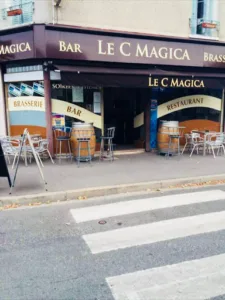 Le C Magica Bar/Brasserie à Corbeil-Essonnes