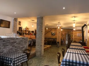 LA MÔME Epicerie Dinette à Grenoble