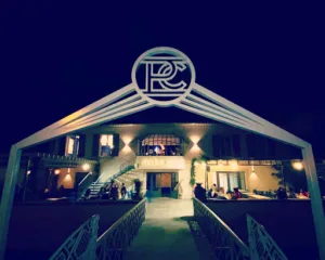 Le Phileas club à L'Isle-sur-la-Sorgue