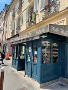 Au Palais Des Halles à Versailles