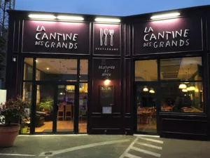 La Cantine Des Grands à La Rochette