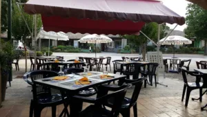 La Capitelle Restaurant Pizzeria Snack à Méjannes-le-Clap