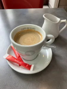 Le Lutétia à Boulogne-Billancourt