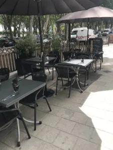 LE BILBOQUET à Tournon-sur-Rhône