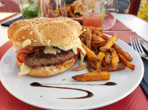 Restaurant la Gueulardière à Berry-Bouy