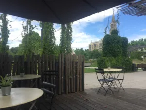 Aux Petits Oignons à Nîmes