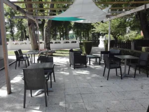 La Familia à Forges-les-Eaux