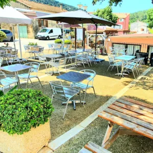 Auberge du Broussan à Évenos