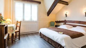 Hôtel Restaurant La Crémaillère à Miremont