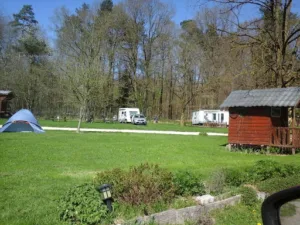 Camping de la Ferme – Aire du Champ Miguet à Renauvoid