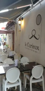 Le Curieux à Ajaccio