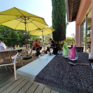 Restaurant Les Cinq B à Vézénobres