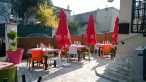 Au Chantilly à Aulnay-sous-Bois