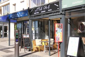 Sun Cafe à Sainte-Maxime