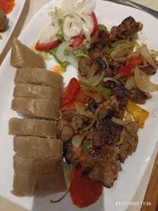 LE PENTAGONE CHEZ MAITRE HANS DIYOG à Bordeaux