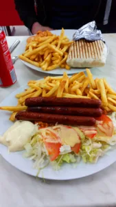 César Food Restaurant & Sandwicherie à Les Grandes-Ventes