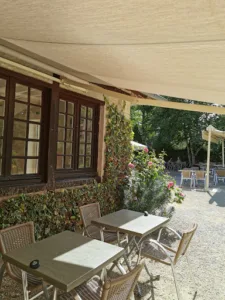 la brasserie du lavoir à Apremont-sur-Allier