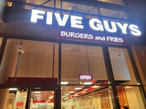 Five Guys Disney Village à Chessy