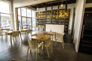 Sushi by Les Caves Gourmandes (restaurant et caviste) à Gignac