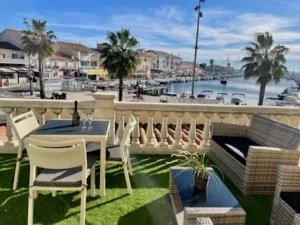 Hôtel et Restaurant du Port à Mèze