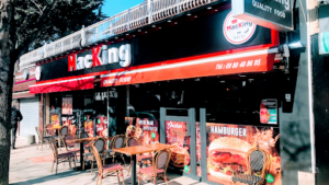 MacKing à Champigny-sur-Marne