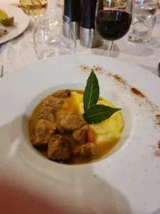 Logis L’Auberge Fleurie à Montsalvy