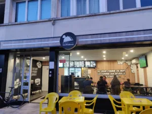 Day night kitchen à Ris-Orangis