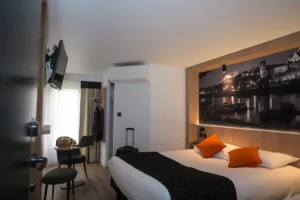 Logis Hôtel Angers Sud Rest. Henriette à Angers