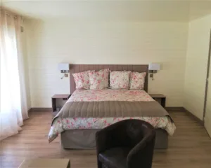 L’Acacia Restaurant Chambres d Hotes à Lus-la-Croix-Haute