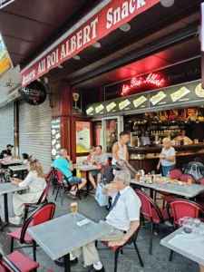 At King Albert à Lourdes