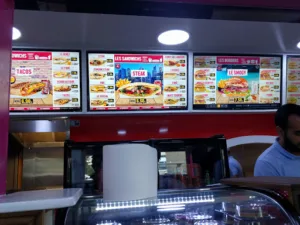 SANDWICH RESTAURANT FAST FOOD 2004 à Bobigny