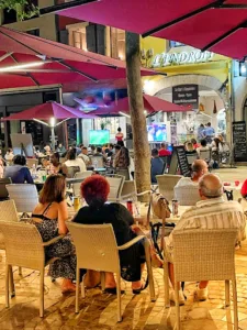 L’ENDROIT à Carcassonne