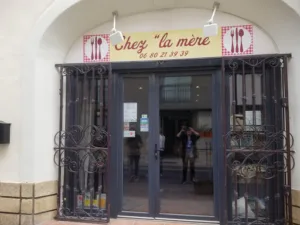 Chez « la Mere » à Nîmes