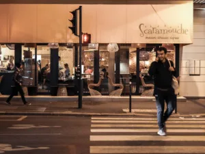 SCARAMOUCHE à Clichy