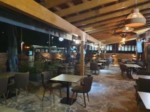 Restaurant À lAuthentic à Strasbourg