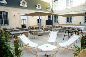 L’ Office à Le Mans