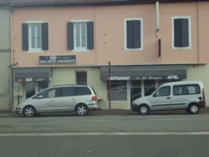 HOTEL LE JD GASCOGNE à Villeneuve-sur-Lot