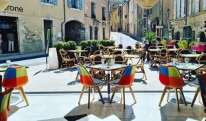 St André à Bonnieux