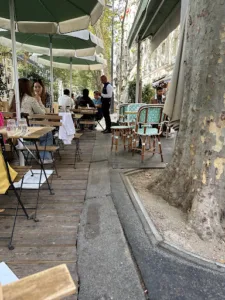 Boulangerie Patisserie de la Tour Eiffel à Paris